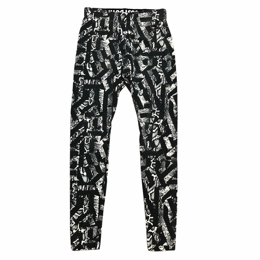 Nike Black and White Patterned Athletic Leggings